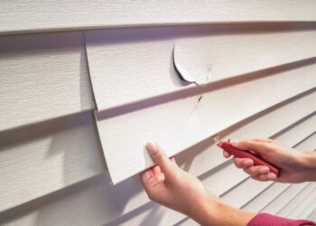Replace Damaged Vinyl Siding Damaged Siding Repair In Conway, SC