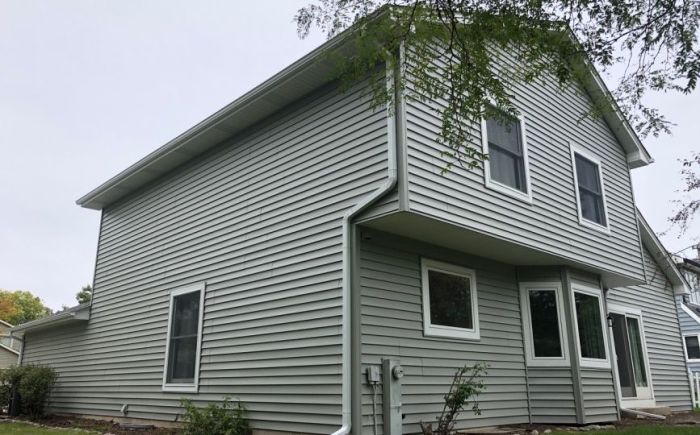 The 10 Best Vinyl Siding Installers Near Me (Free Quotes)
