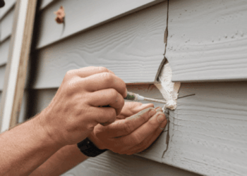 DIY Siding Repair or Pro Help? | TurnKey Siding